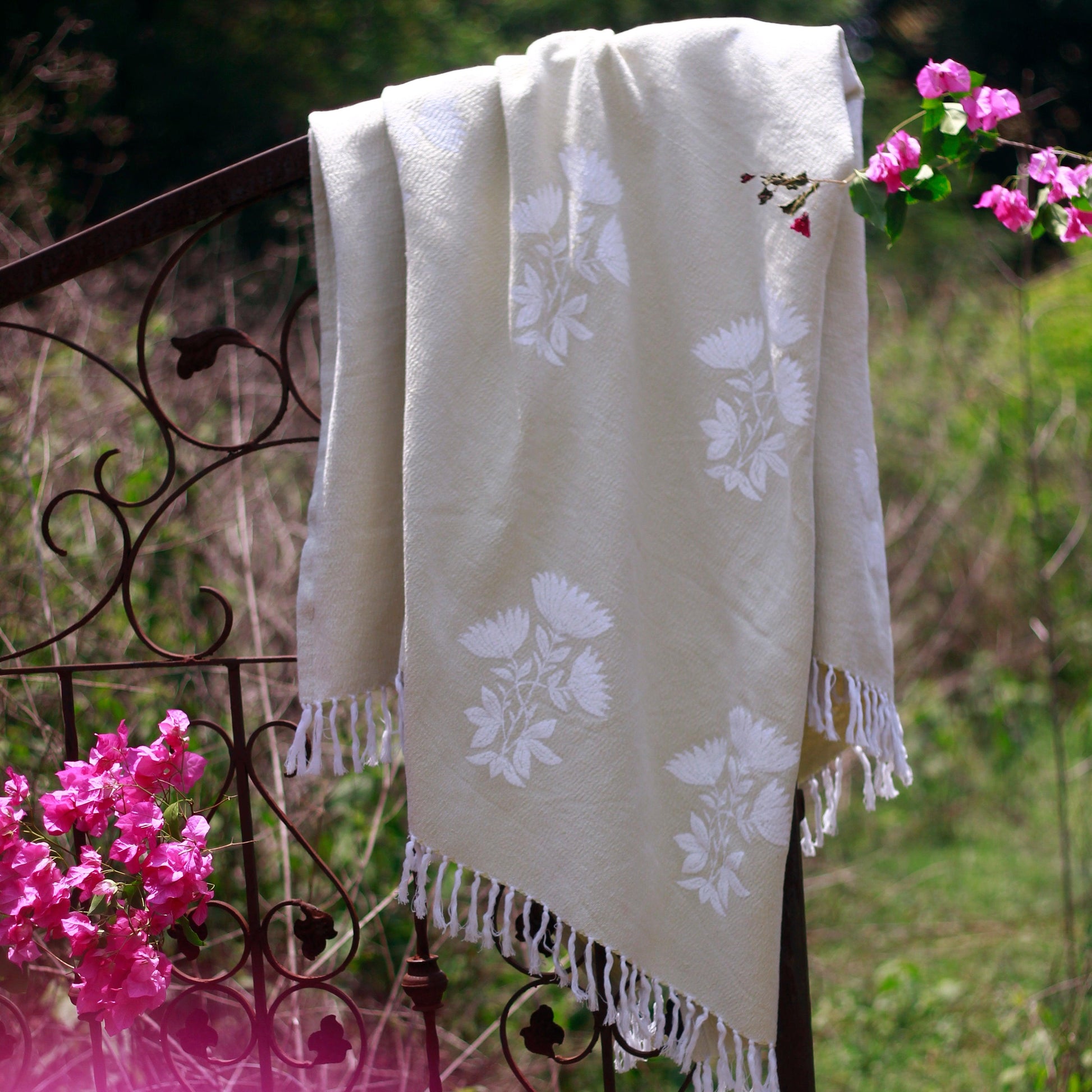 Floral Throw Blanket - Tikauo