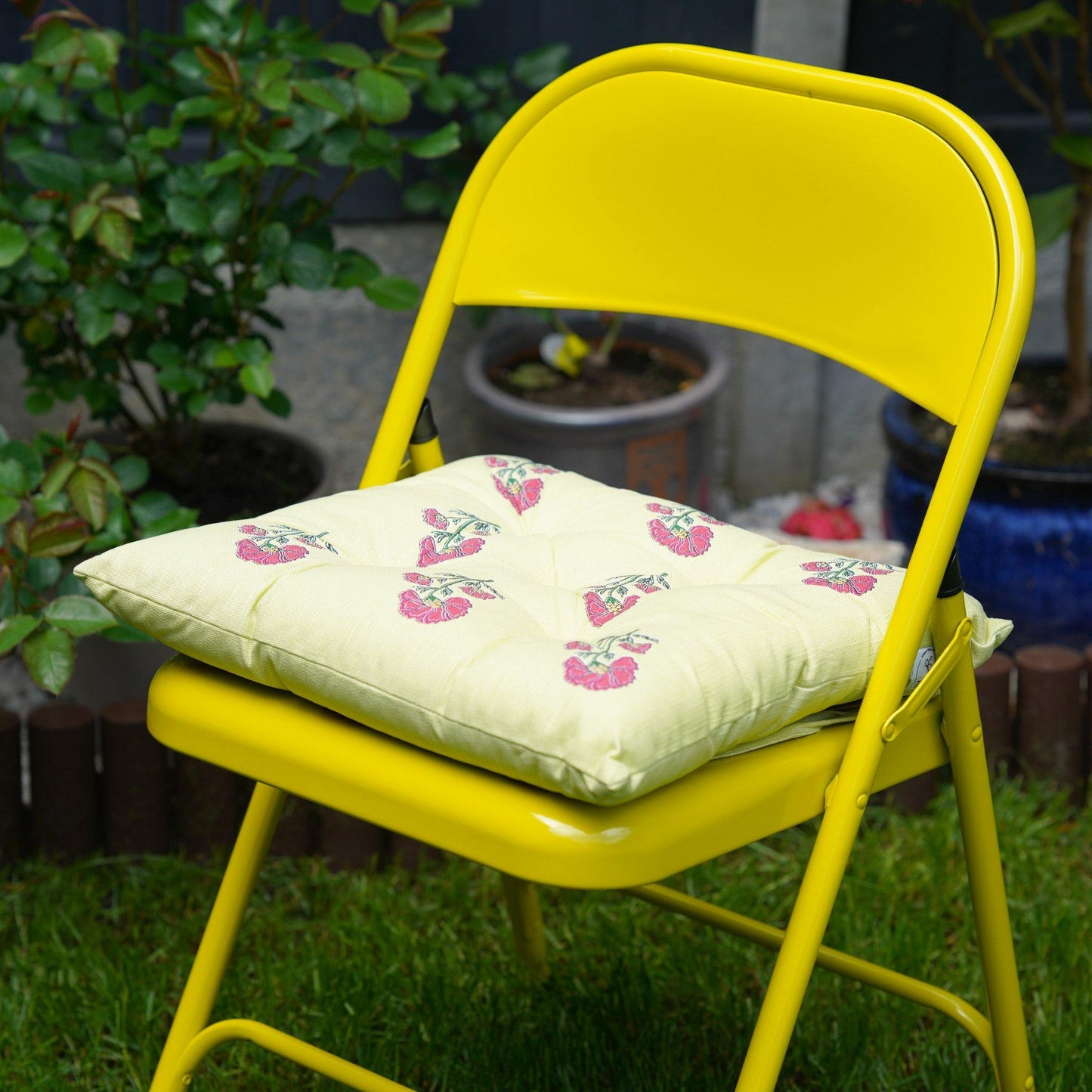 Floral seat pads