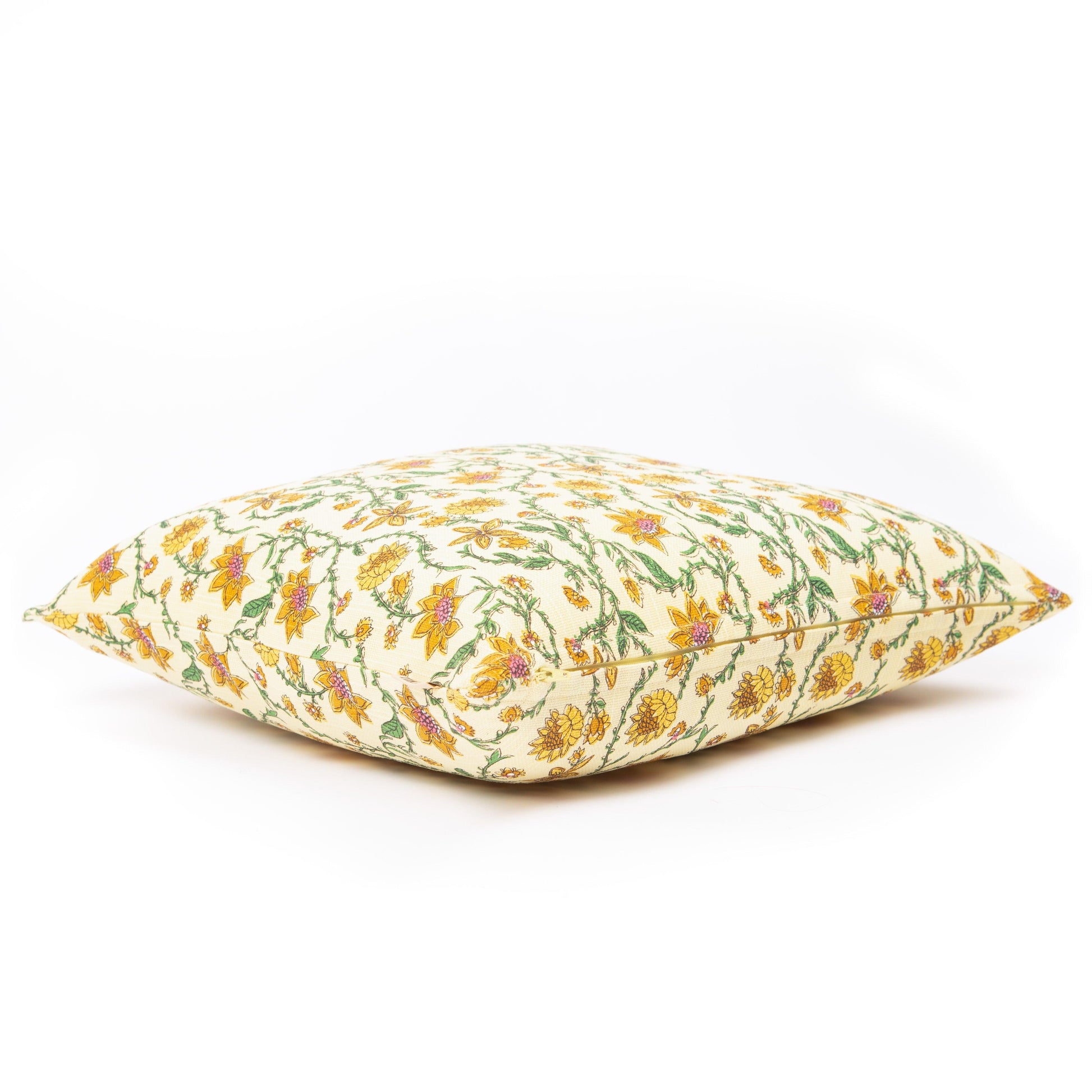 Bahar Floral Cushion Cover - Tikauo